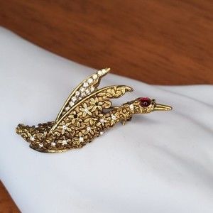 VTG HAR HARGO Bird Brooch Geese Foul Pin Gold Tone Rhinestones Jewelry